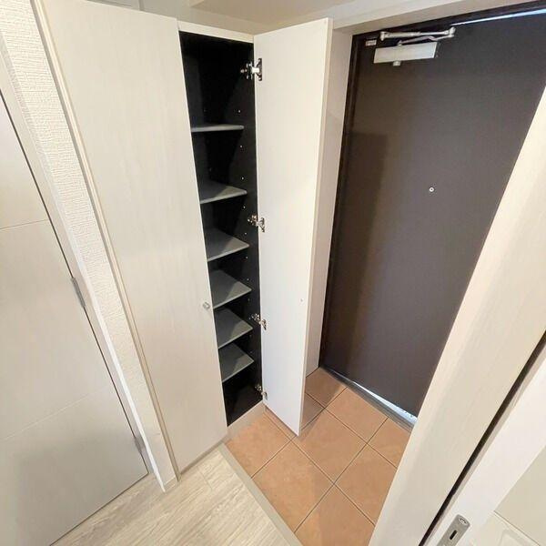 Z・R東別院　名古屋市賃貸　仲介手数料無料の玄関