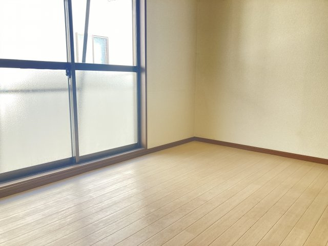 グレース市川の居間・リビング