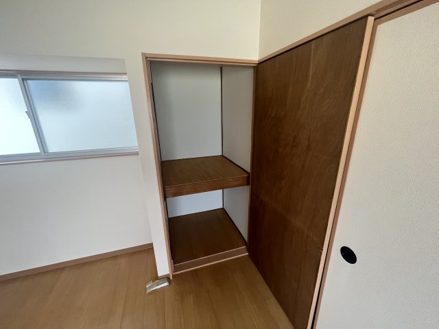 【収納】 | 柏原市平野1丁目貸家
