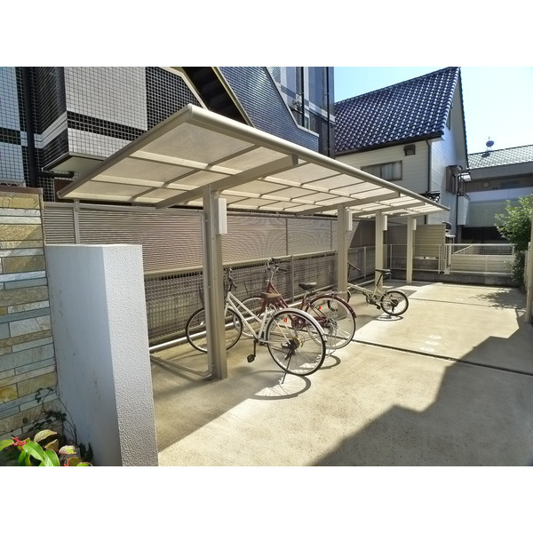 ジェルベーラの駐車場