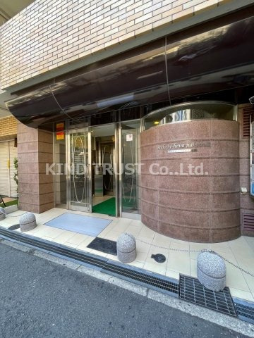 メロディーハイム中津２番館のエントランス|ゆとりのあるエントランスです