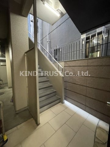 メロディーハイム中津２番館のロビー|落ち着いたロビーです