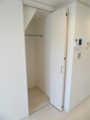 【収納】 | ハーミットクラブハウス三ッ沢南町Ｂ棟 | 階段下は収納スペース！
同建物別部屋参考
