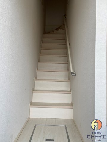 ラフレのその他|階へ上がる階段です
