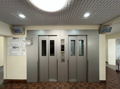 【その他共用部分】 | 守口スカイハイツ | エレベーターは２基ございます。モニタ付きなので乗合時も安心。
