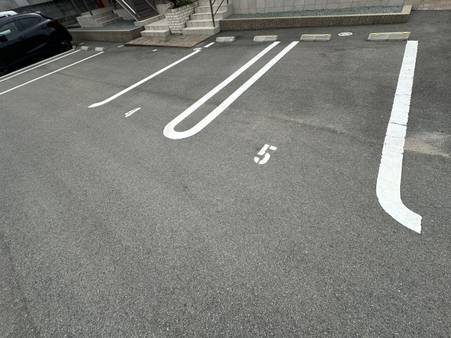 SEKISUI　RESIDENCEの駐車場