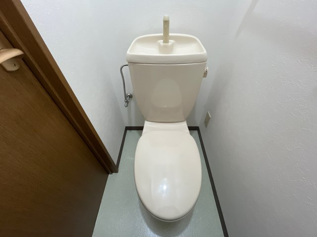 ネオクオーツ神屋 壱番館のトイレ