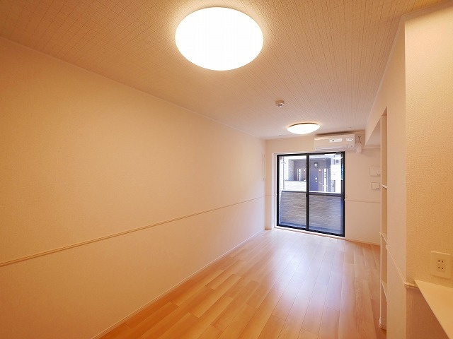 グリーンハイツ加茂Ⅱの居間・リビング