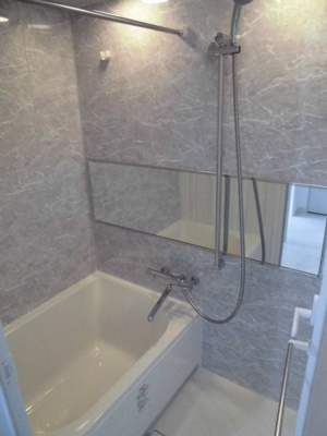 【浴室】 | ヴィラージュ高宮ストリート | 別号室の写真になります。現況優先。