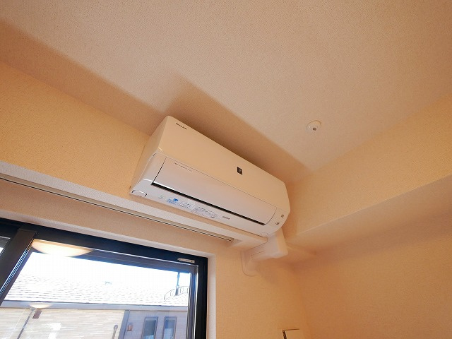 グリーンハイツ加茂Ⅱの設備|エアコンです