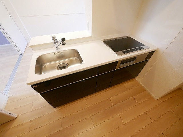 グリーンハイツ加茂Ⅱのキッチン|お料理しやすいキッチンです