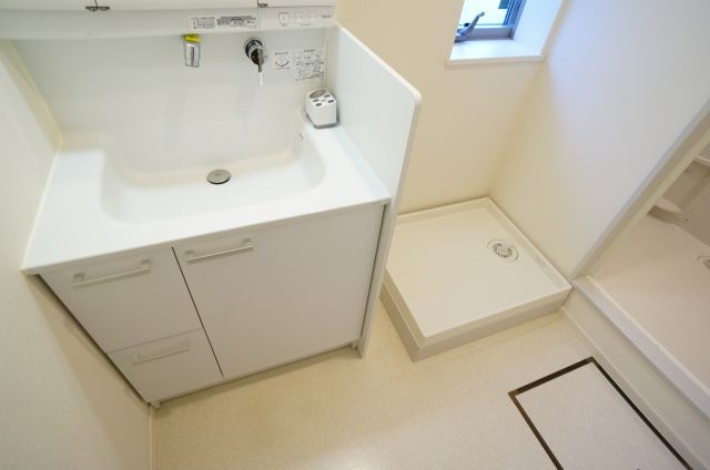 グリーンメゾンの洗面所|参考、同建物・同間取りの号室