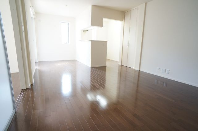 グリーンメゾンの居間・リビング|参考、同建物・同間取りの号室