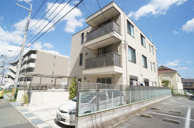 グリーンメゾンの外観