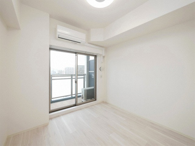 プレサンス長堀通グレイタスの居間・リビング