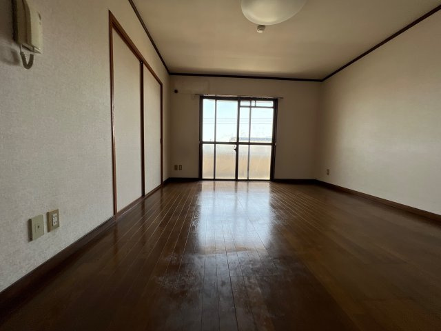 シャトレ２１の居間・リビング