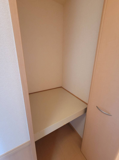 【収納】 | ロイヤル倉治　B棟 | 小物を収納するのに便利です