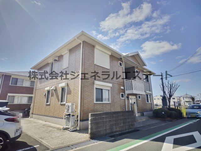 【外観】 | ロイヤル倉治　B棟 | 外観です