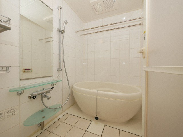 大阪市中央区瓦屋町３丁目の賃貸マンションの浴室