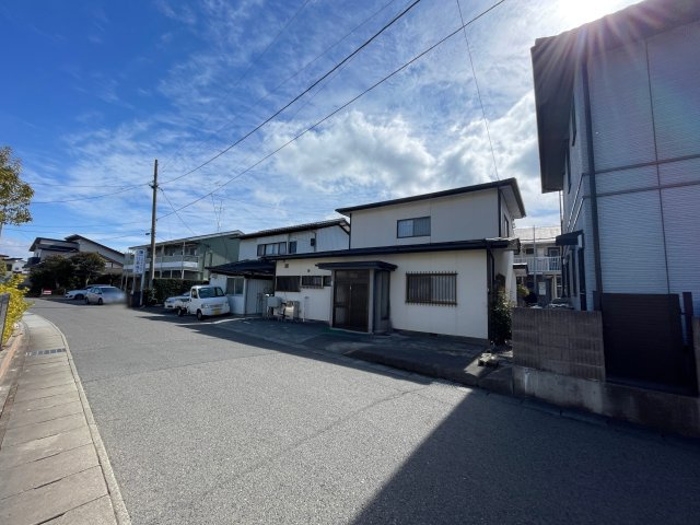 富田町向舘　中古戸建の外観