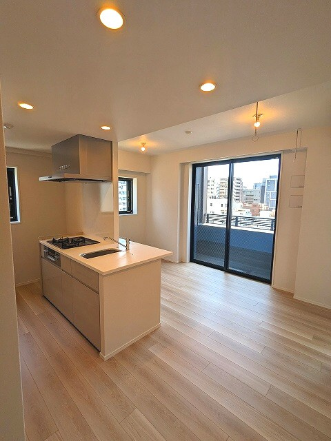 SEASON FLATS Shinokachimachi