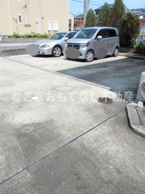 【駐車場】 | シャンクレール南花長