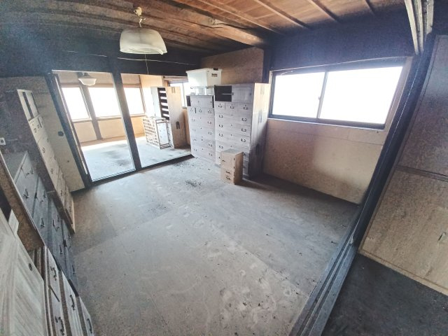 比企郡吉見町大字下細谷 古民家の洋室|２Ｆ中央北側8帖洋室