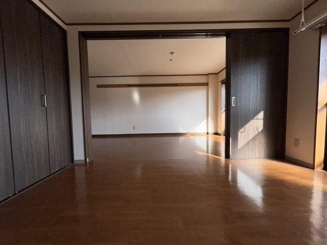 秋川グランドパレスの洋室|6.0帖の洋室