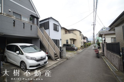 【前面道路含む現地写真】 | 座間市入谷西５丁目　中古戸建て　