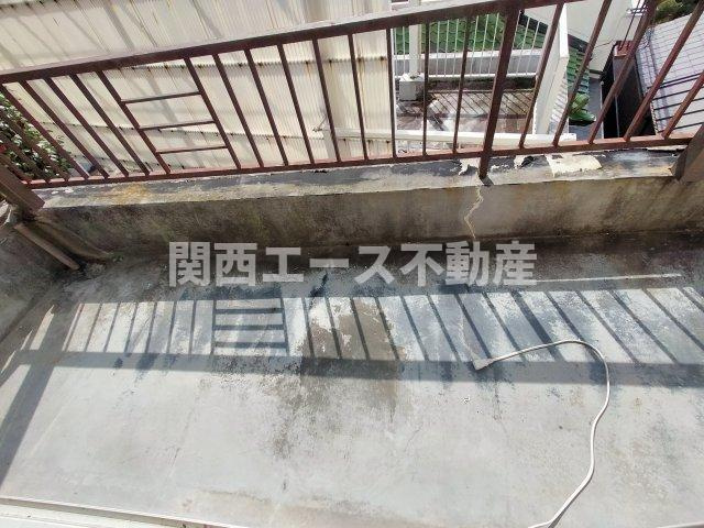 【バルコニー】 | 上四条町貸家
