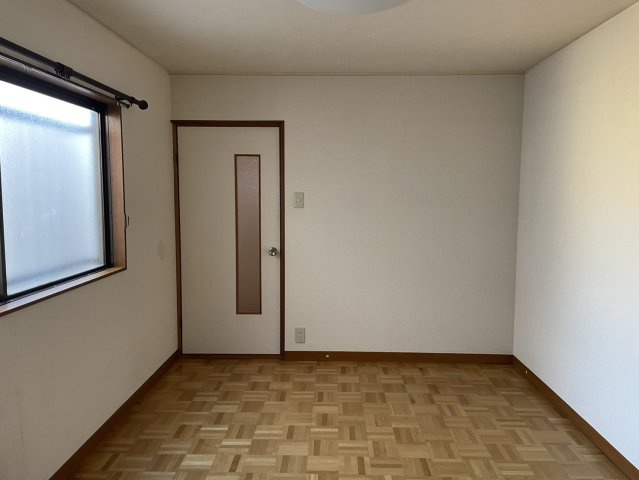 【寝室】