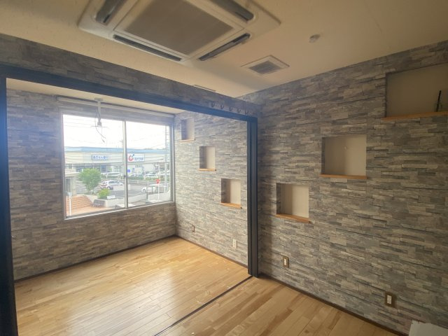 テイク自治医大2階のその他