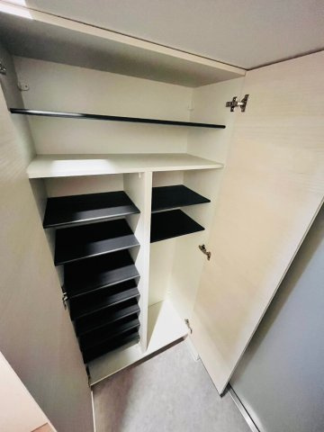 アクエルド明石西の収納