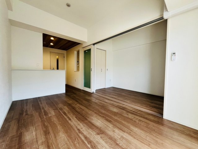 アクエルド明石西の居間・リビング