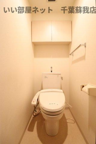 クイーンズレゾン末広のトイレ|シンプルで使いやすいトイレです