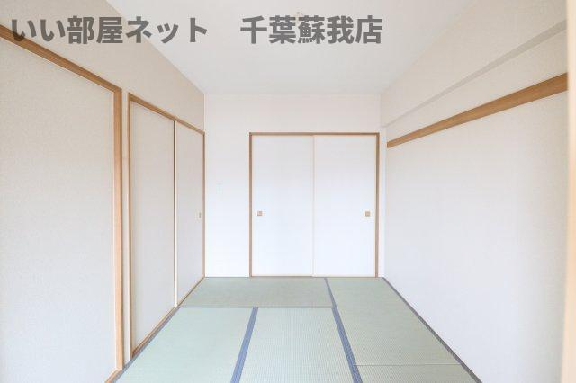 クイーンズレゾン末広の和室|い草の香りが落ち着く素敵な和室です