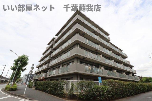 クイーンズレゾン末広の外観|おしゃれな外観です