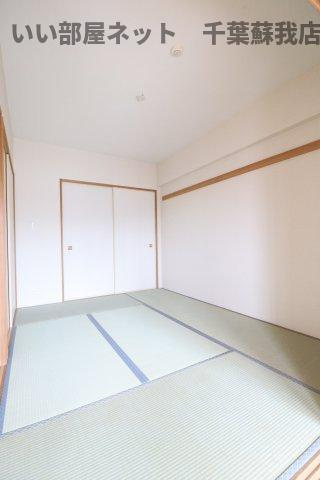 クイーンズレゾン末広の和室|い草の香りが落ち着く素敵な和室です