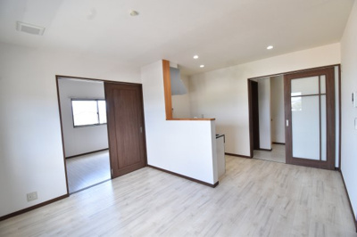 【居間・リビング】 | ローズA・B棟