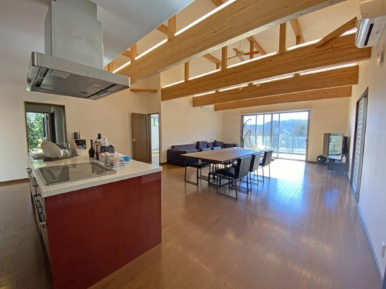 【居間・リビング】 | 湯河原町宮上　戸建