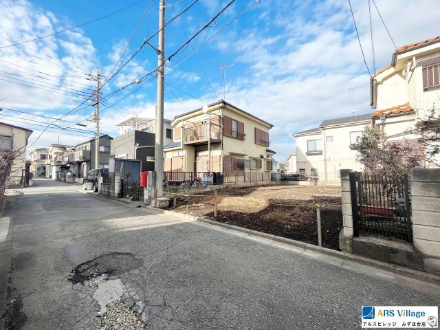 売地／ふじみ野市苗間の前面道路含む現地写真