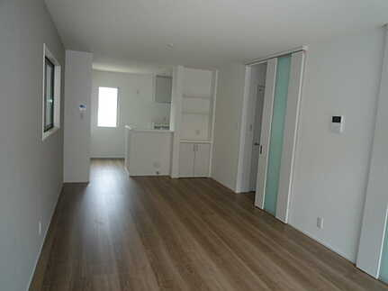 広島市南区東本浦町　新築一戸建て(全3棟)の居間・リビング