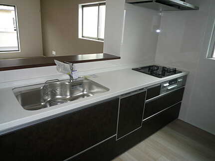 広島市南区東本浦町　新築一戸建て(全3棟)のキッチン