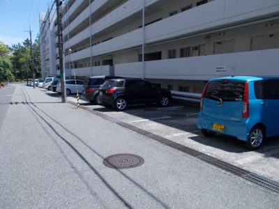 【駐車場】 | 南千里オリーブヴィラN棟