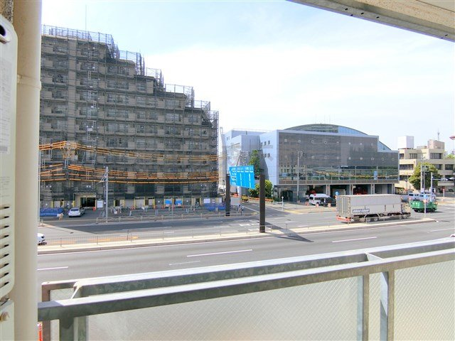 b'CASA Kamata(ビーカーサカマタの展望|大通り沿いですが2重サッシで気になりません。