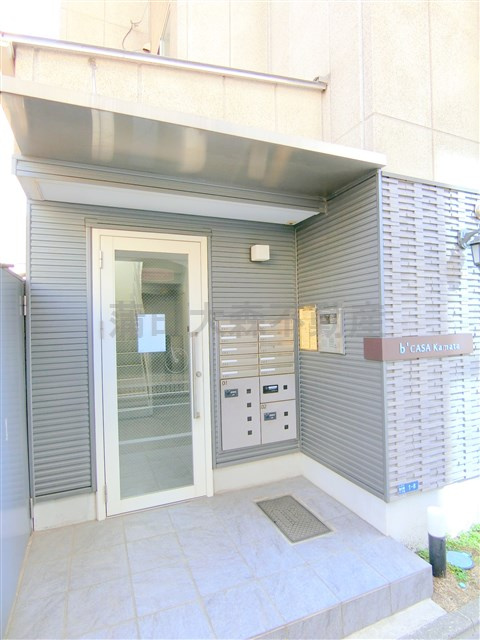 b'CASA Kamata(ビーカーサカマタのエントランス