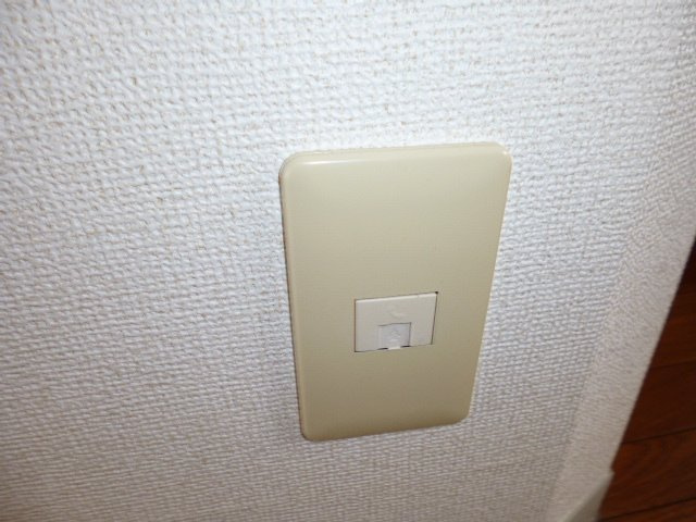 アブニール吉富Cの設備|電話モジュラー