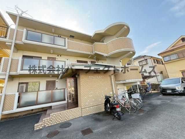 エクレールやぐらの駐車場|カースペースがあります