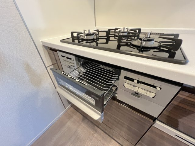 プレミアムレジデンス千葉ステーションサイトのキッチン|グリル付