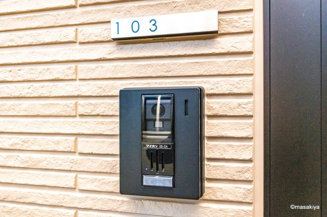 コラージュくりたのエントランス